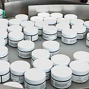 В России может начаться эксперимент по маркировке косметики