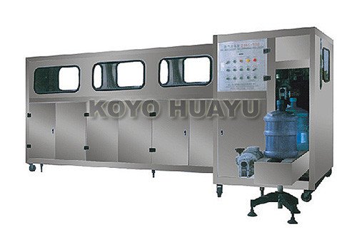 Линия для розлива в объемные пластиковые бутылки QGF