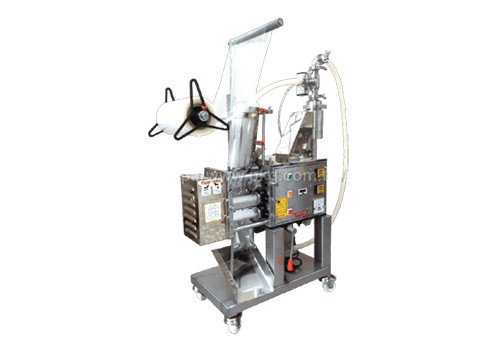 Model-657L Soup Packing Machine