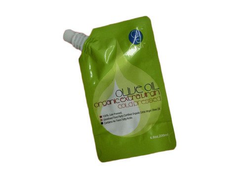 Автоматическая машина для розлива и укупорки соков