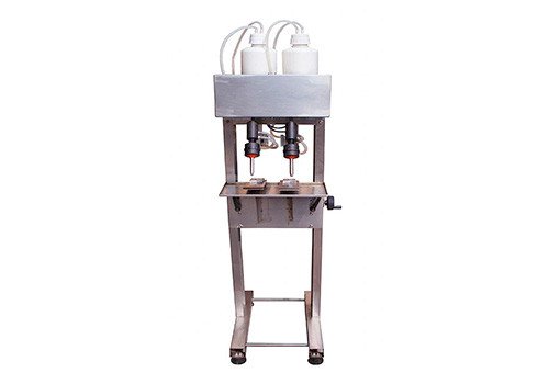 YT-2 Vacuum Liquid Filling Machine