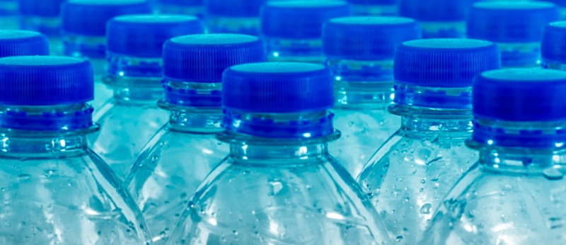 Минпромторг не планирует переносить срок введения обязательной маркировки воды в России 