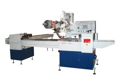 Фасовочная машина с тремя серводвигателями QWS360 для упаковки печенья