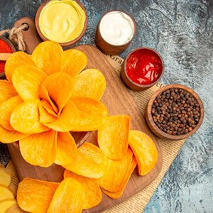 В РФ начались эксперименты по маркировке коктейлей, чипсов, а также пряностей и специй