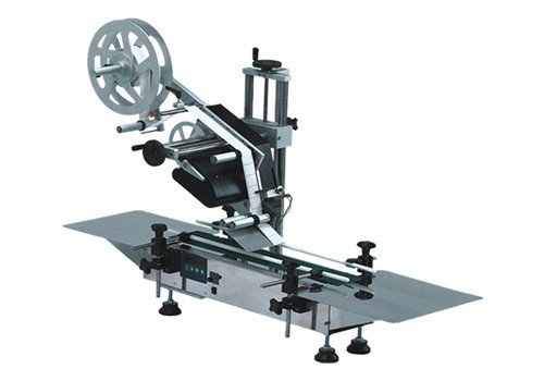 Настольная этикетировочная машина GTL-001