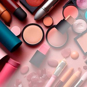 Обязательную маркировку косметики и бакалеи ввели на российском рынке