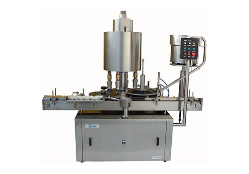 Автоматическая многоголовочная укупорочная машина под навинчивающуюся крышку GASCM-100,150,200